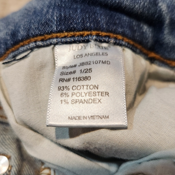 Judy Blue Straight Fit Jeans - Picture 4 of 4